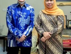 Try Sutrisno Wafat, Gubernur Khofifah Sampaikan Duka Cita Mendalam , Ajak Masyarakat Jatim Kibarkan Bendera Setengah Tiang Dua Hari